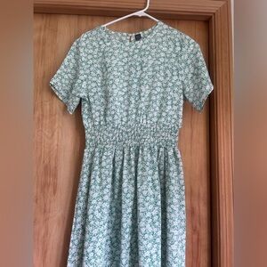 EUC SHEIN Large dress white green flowers